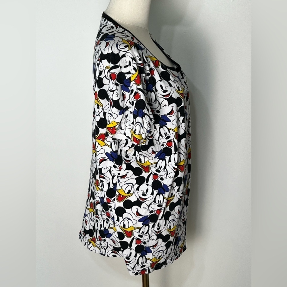 H&M Disney Collaboration Mickey Donald Duck Crewneck Oversized Tee Size Small - Picture 3 of 10